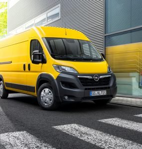 opel movano