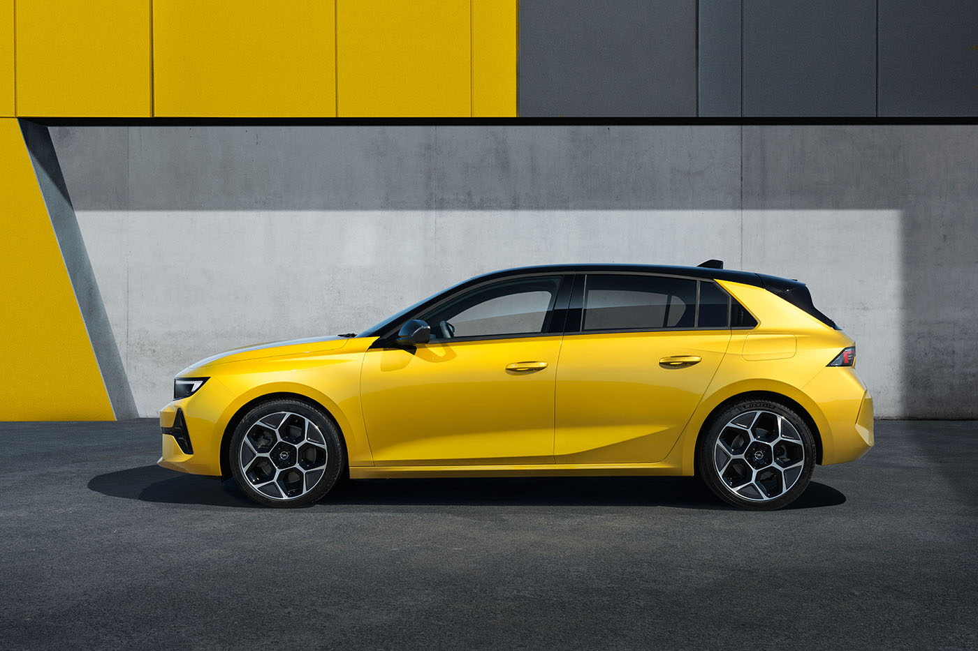 Νέο Opel Astra: νέα γενιά - για πρώτη φορά και plug-in υβριδικό